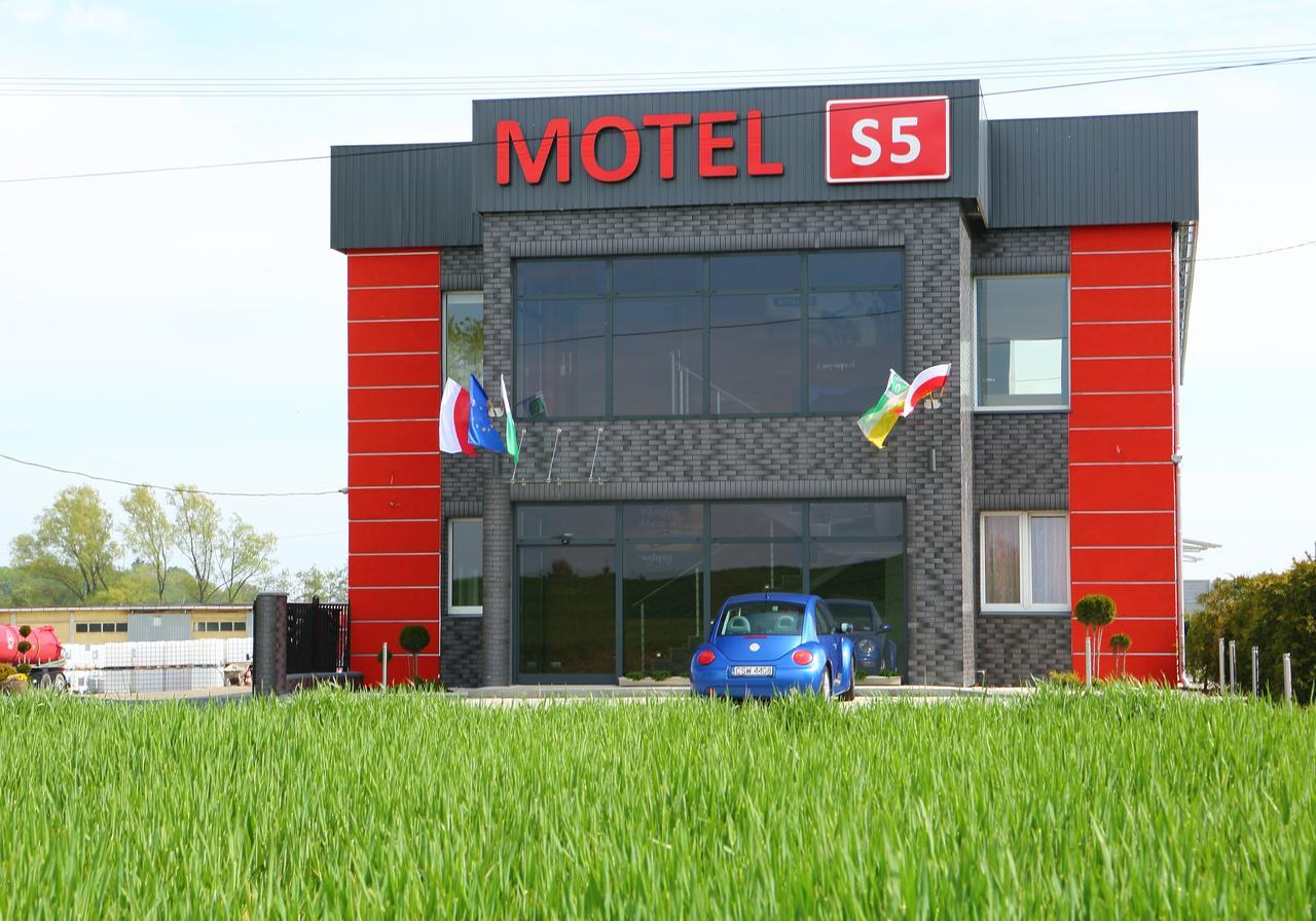 Motel S5 Zbrachlin Exterior photo