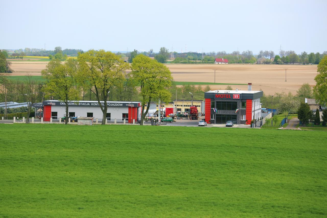Motel S5 Zbrachlin Exterior photo